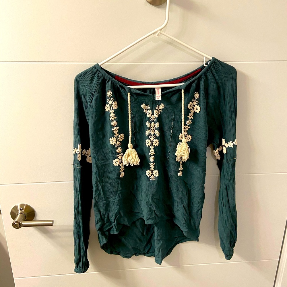 Long sleeve shirt